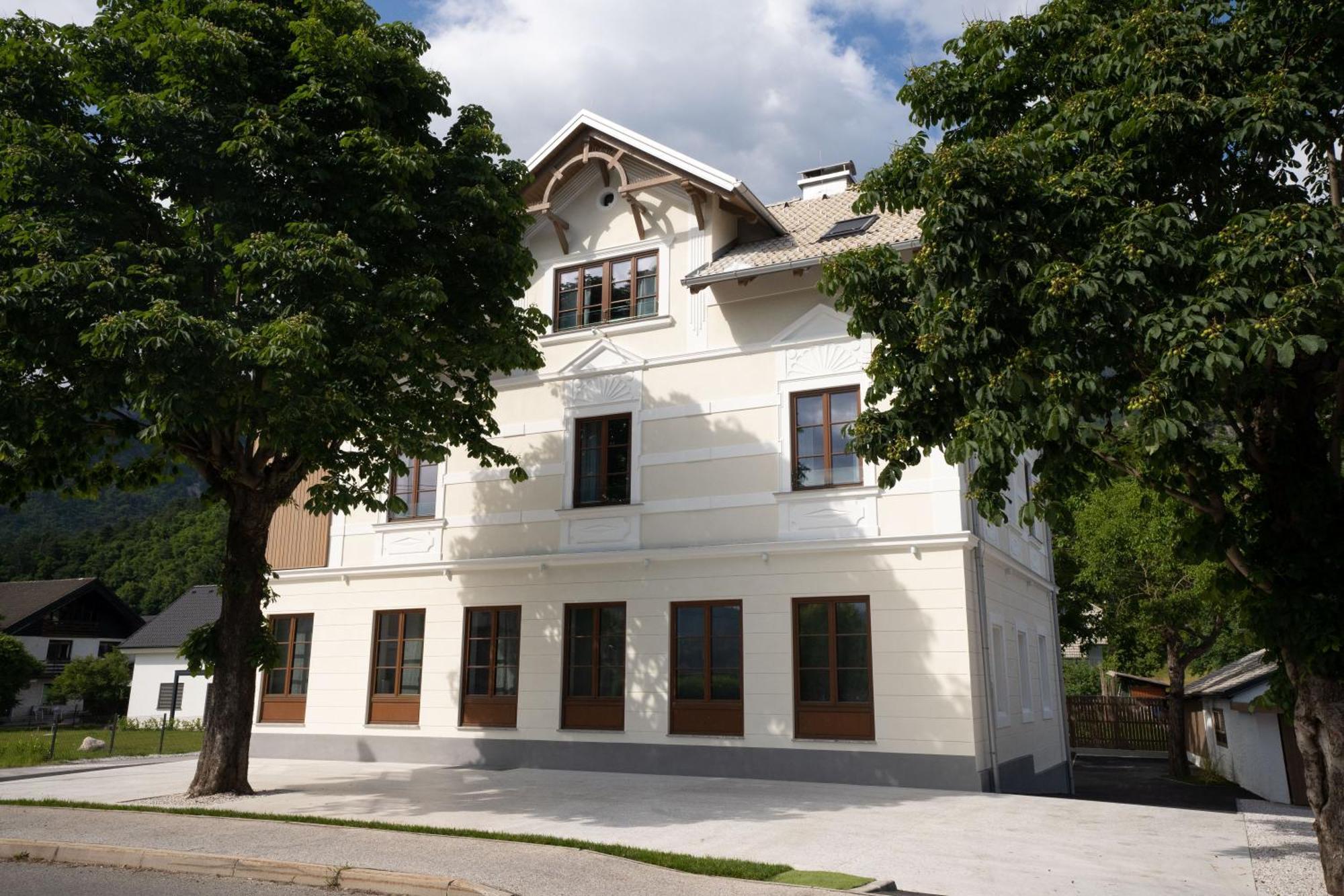 Kalan Boutique Zirovnica